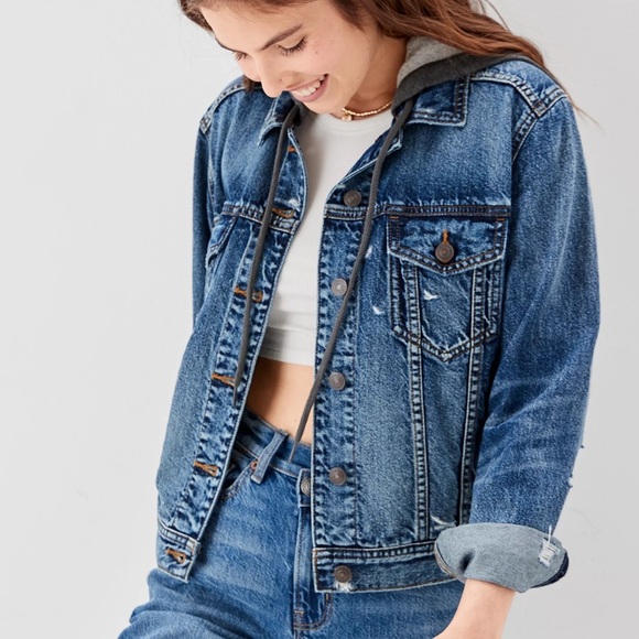 American Eagle Hooded Classic Distressed Denim Jean Jacket Built In Gray Hood - Picture 2 of 16